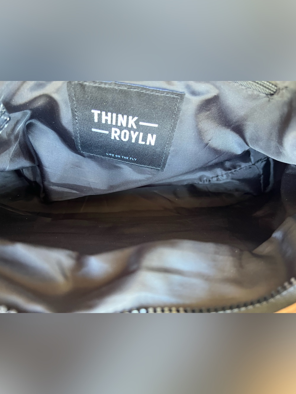 Think Royln‎ Bank Street XL Quilted Patent Crossbody Bag Nude Beige - Picture 7 of 8